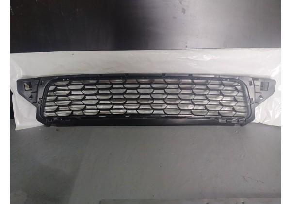 Решітка бампера нижня, соти Renault Duster, 2015 - 2017, 622540347R 